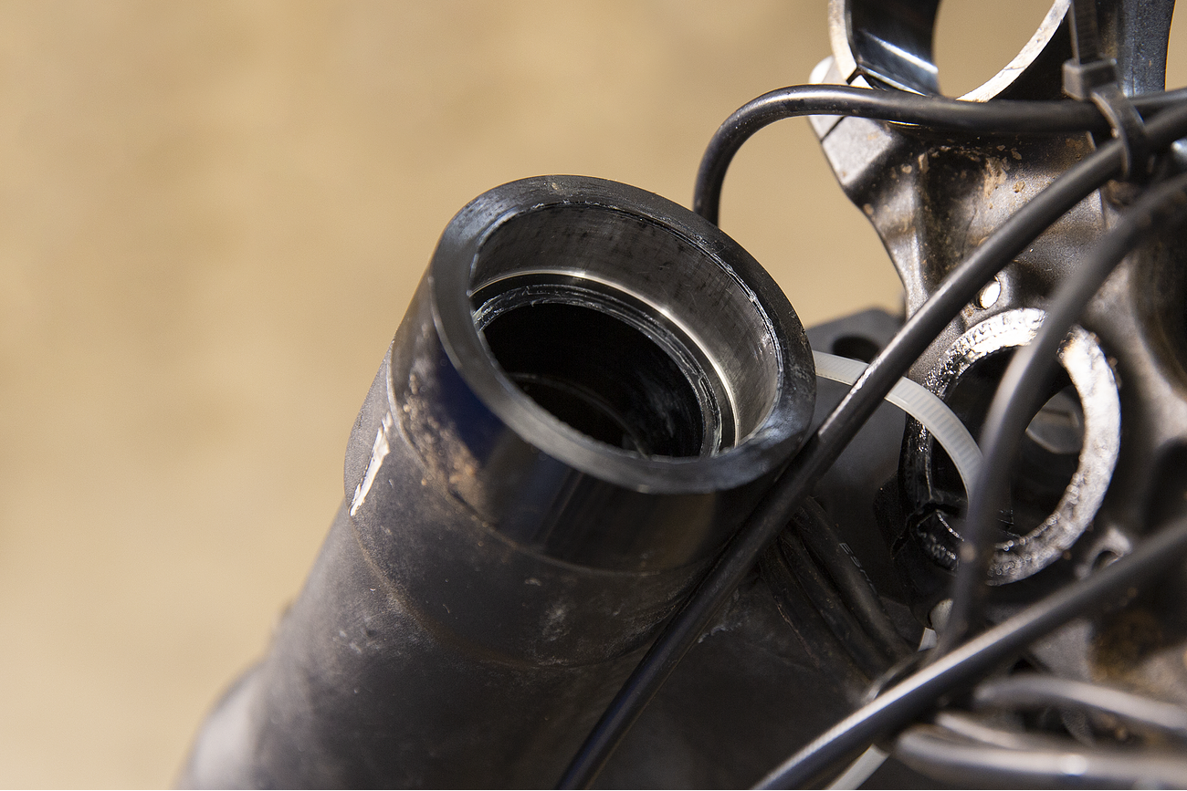 Steering Head Race Puller 40 mm - Howling Moto