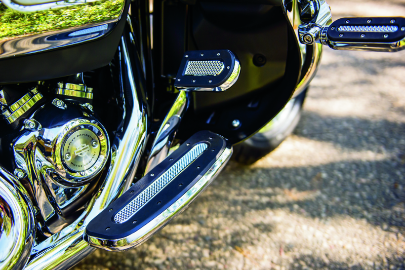 Kuryakyn, Kuryakyn Heavy Industry Brake Pedal 80-Up FL Models Chrome - Durable PowerSports Accessory