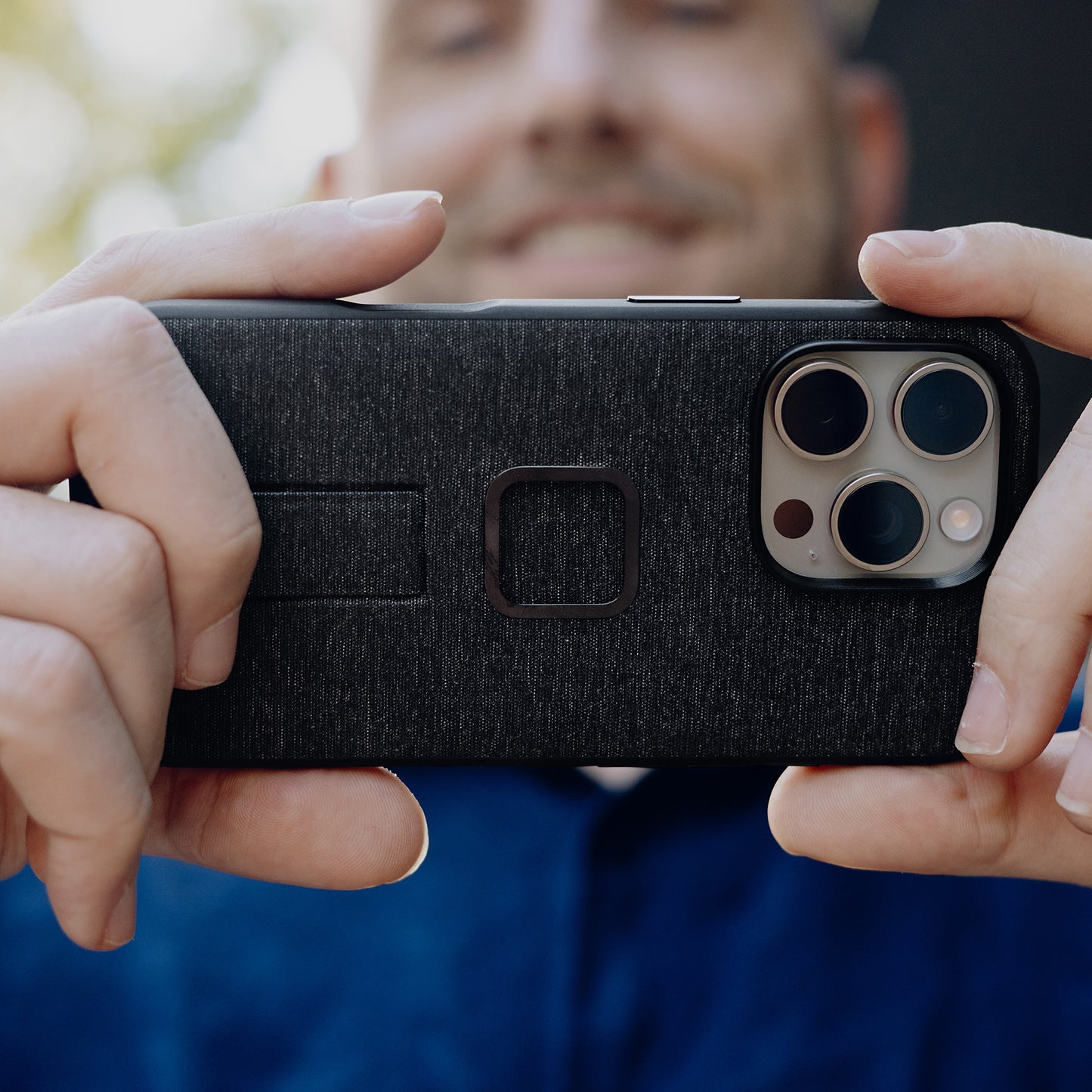 Everyday Loop Case | iPhone 16 Pro| Charcoal - Howling Moto