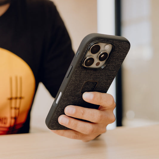 Everyday Case | iPhone 16 Pro Charcoal - Howling Moto