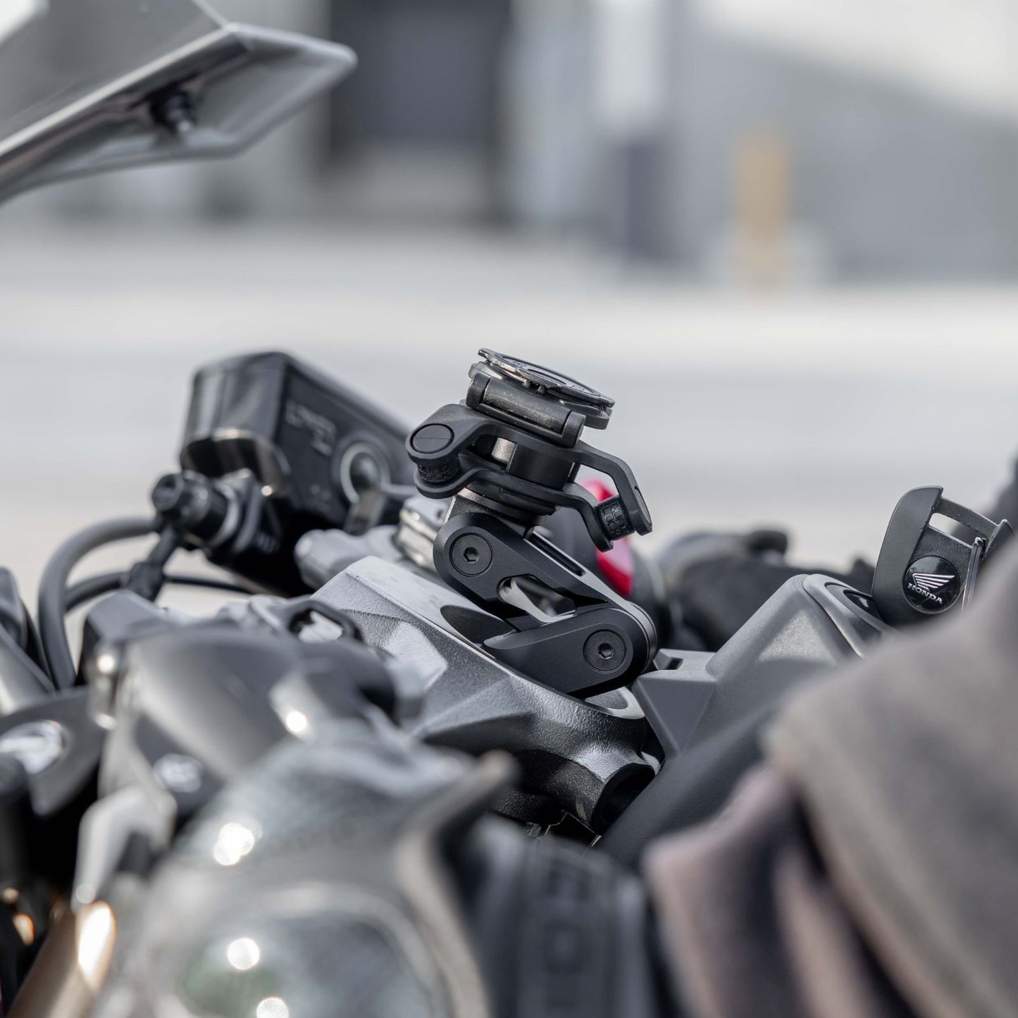 Quad Lock Motorcycle Vibration Dampener - Howling Moto