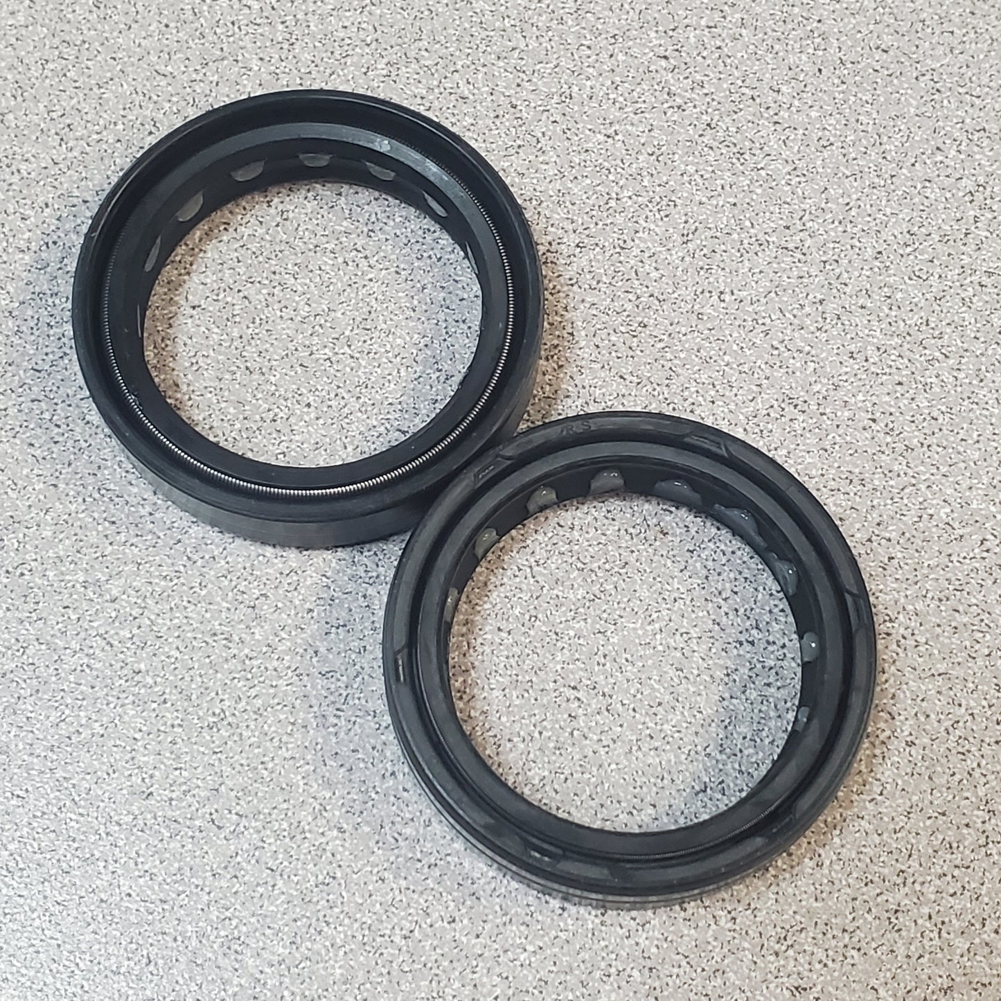 RFN Aries Fork Oil Seal Set - Howling Moto