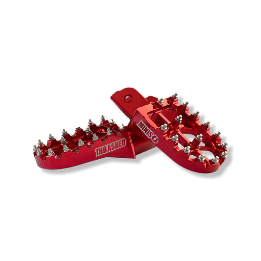 THRASHED MINIS CRF110/125 DIRECT FIT OFFSET FOOTPEGS - Howling Moto