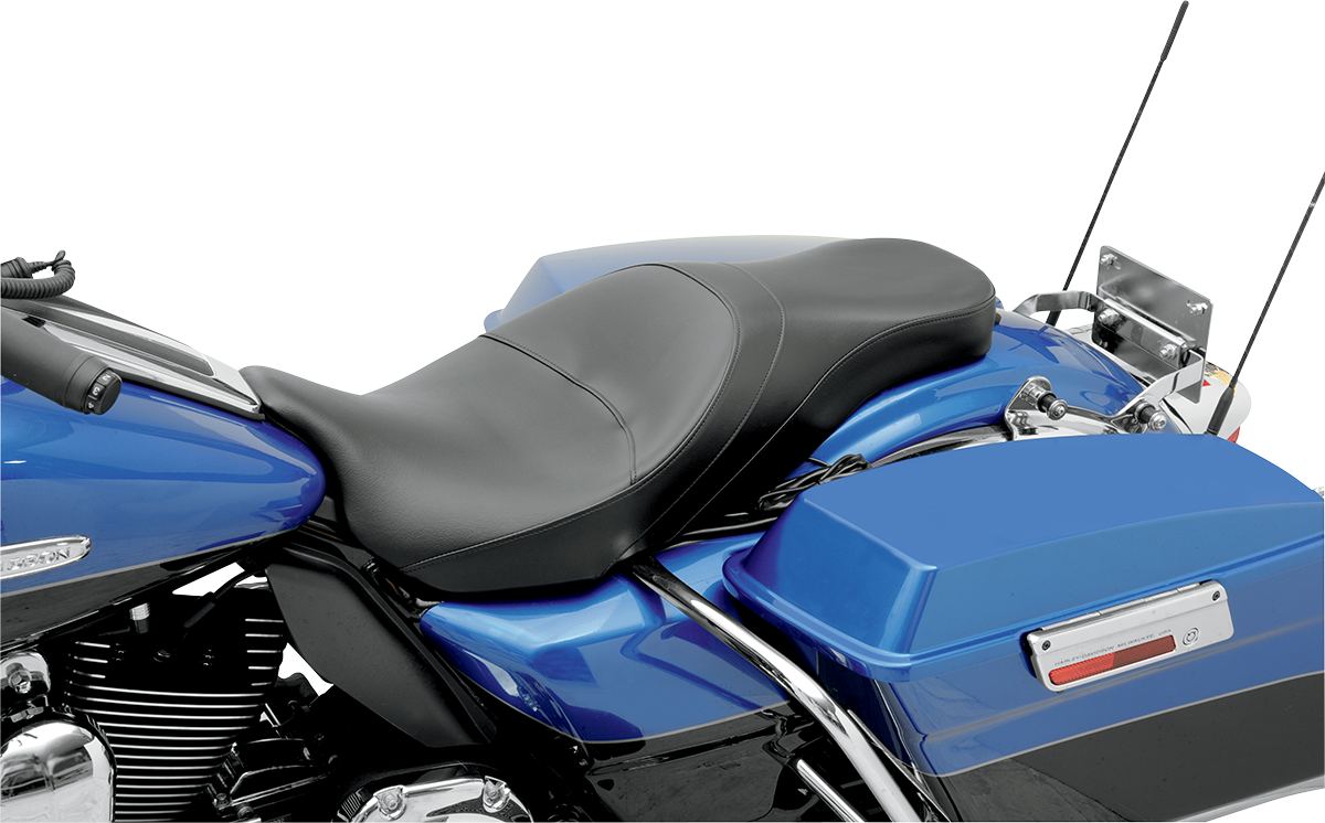 Black SADDLEMEN Pro Tour Seat for FL motorcycles from 2008 to 2020, designed for comfort and style.