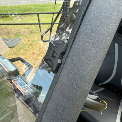 SEIZMIK, Seizmik Tool Less Windshield with Hard Coated Polycarbonate for UTVs - Part 50-55326KIT