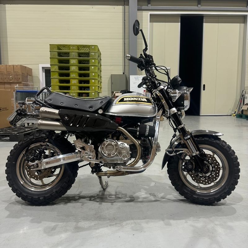 Over Racing Rear Sets 4 Position - Howling Moto