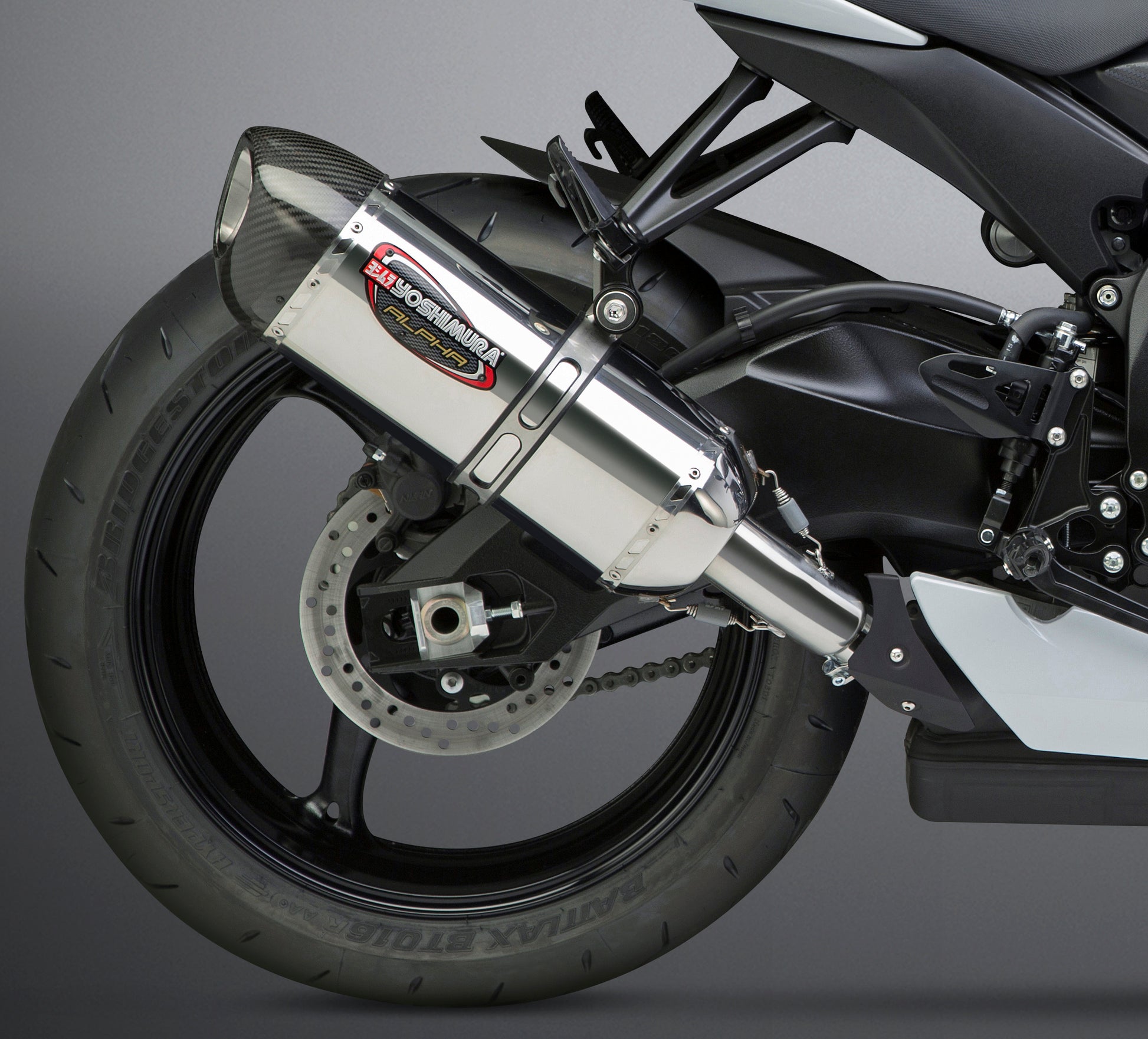 YOSHIMURA Yoshimura Exhaust Signature Alpha Slip-On with carbon fiber end cap for motorcycle, part #11600EM520