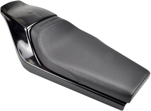 Carbon fiber Tracker Seat Z4206 for SADDLEMEN seats, featuring sleek design and high-performance materials.
