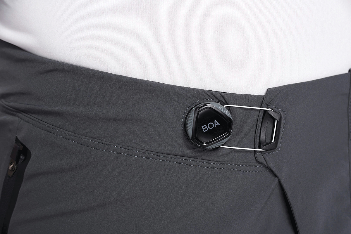 100% Celium Shorts - Charcoal - US 38 40012-00012 - Howling Moto