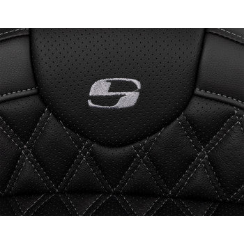Bill's Exhausts SADDLEMEN Roadsofa™ motorcycle seat with backrest in dark gray stitch, designed for FL models 2008-2023.