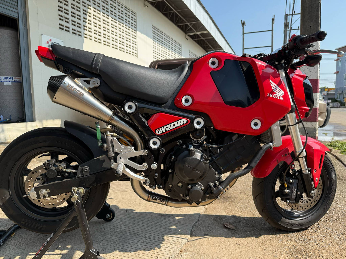 CBR300/CBR250 Swap High Mount Single Exhaust – Honda Grom 2014–2025