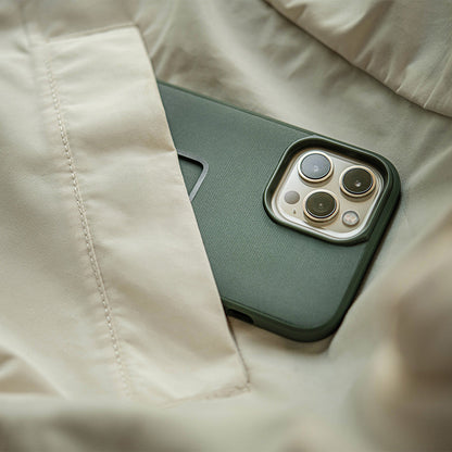Everyday Case | iPhone 14 | Sage - Howling Moto