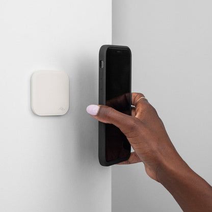 Wall Mount | White - Howling Moto