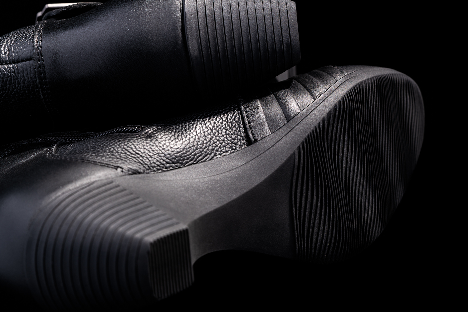 Black ICON Women's Tuscadero™ Boots by Bill's Exhausts, US size 5, showcasing stylish ankle boot design with a sleek finish.