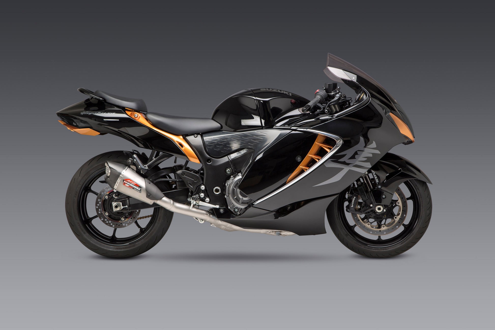 YOSHIMURA 11211AP520 At2 Race exhaust system with stainless steel and carbon fiber components, designed for high-performance motorcycles.