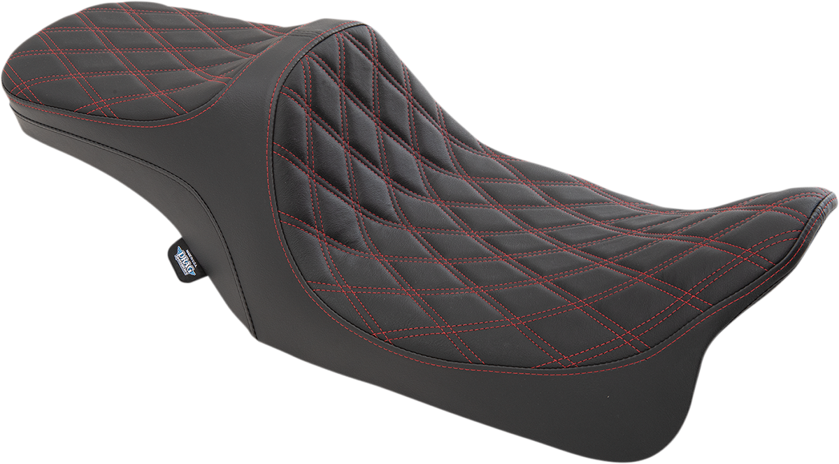 Drag Specialties Predator III 2-up seat with double diamond red thread for Harley FL 1999-2007, featuring comfortable upholstery and stylish design.