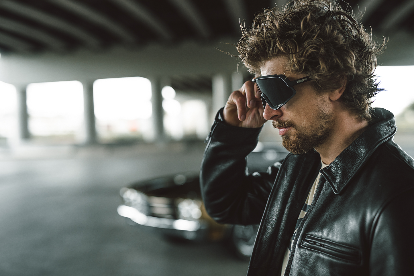 Bill's Exhausts Glendale sunglasses in black with smoke lenses, stylish sunglasses with a sleek frame and tinted lenses.