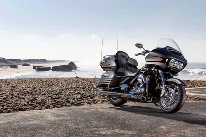 Michelin Scorcher 21 rear motorcycle tire with 160/60R17 size and 69V load rating, featuring tread pattern and sidewall details.