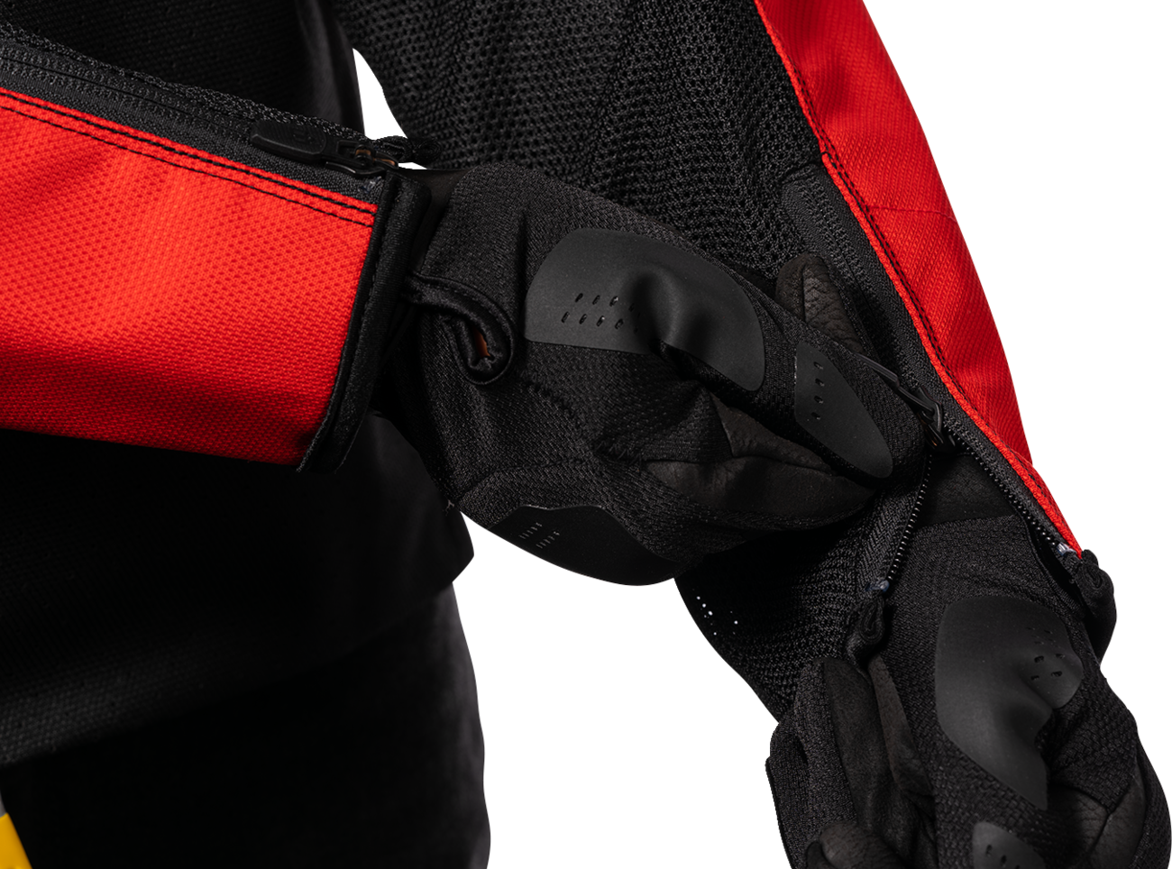 Bill's Exhausts ICON Hooligan™ CE Slayer XL jacket with black color, front zipper, and protective design.
