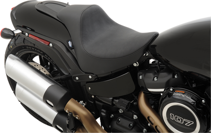 Drag Specialties EZ-Solo seat for FXFB/S motorcycles with smooth vinyl finish, designed for comfortable riding from 2018 to 2022.