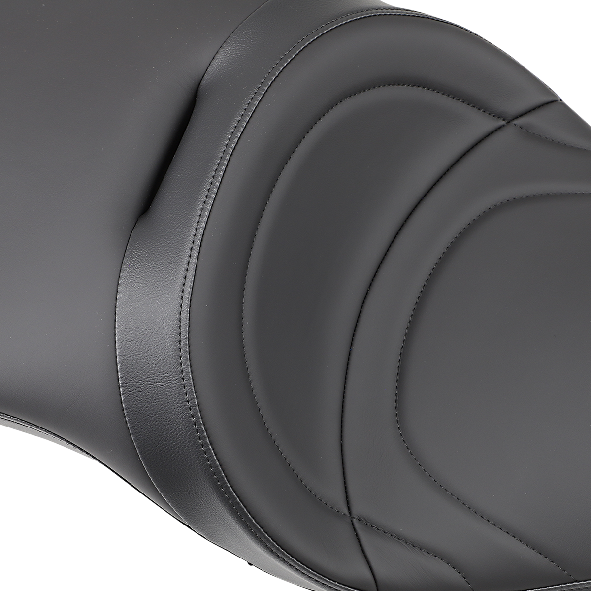 DRAG SPECIALTIES LOW-PROFILE TOURING SEAT with mild stitching for Victory motorcycles 2010-2015, model 0810-1540.