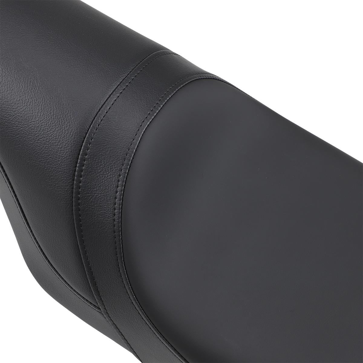 Drag Specialties Predator seat for Harley FLHR/FLHX 1997-2007 with smooth finish, designed for comfortable riding.