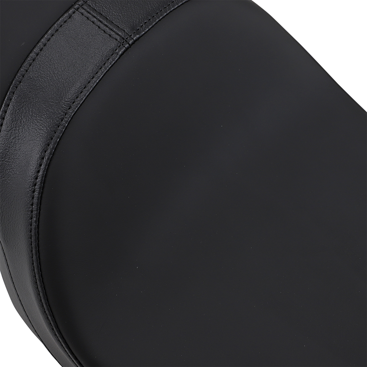 Drag Specialties Predator 2-up seat with smooth surface for Harley FL models from 2008 to 2023