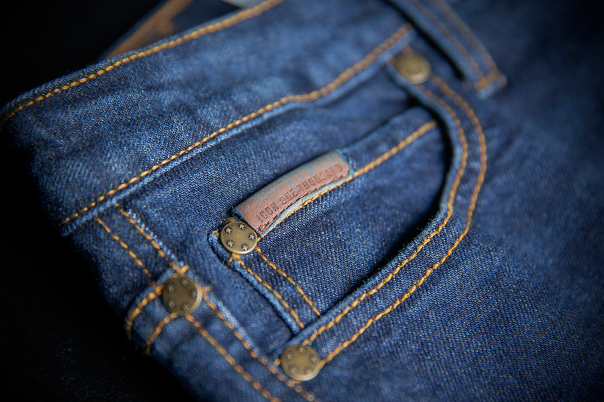 ICON Women's MH1000™ Blue Jean in US size 0, showcasing classic denim style and fit with visible stitching and five-pocket design.