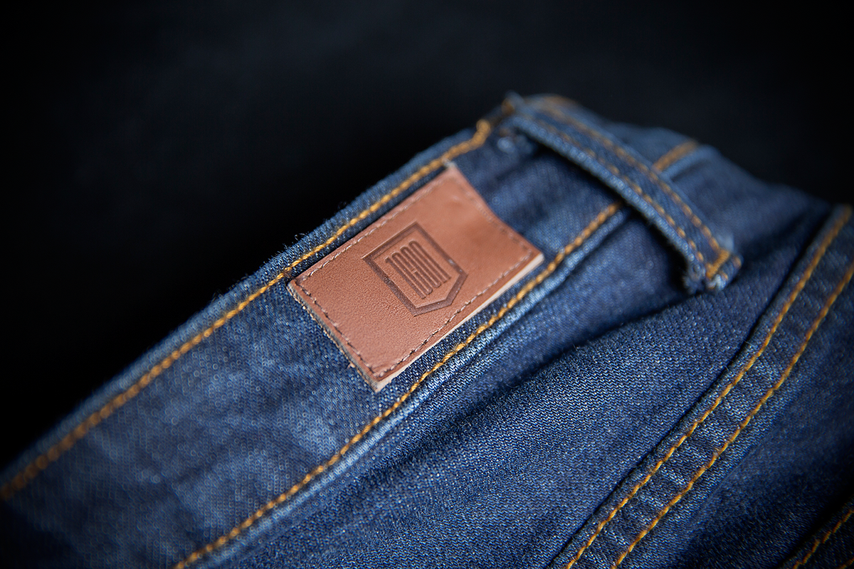 ICON Women's MH1000™ Blue Jeans in US size 0, showcasing the fit and denim fabric with classic blue color.