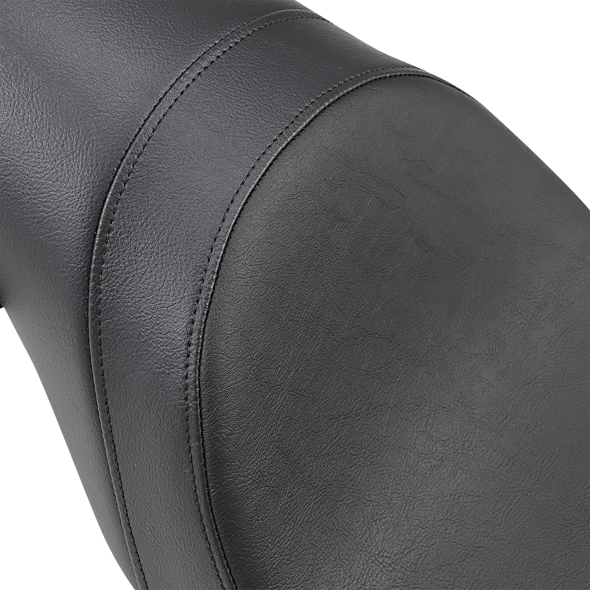 DRAG SPECIALTIES SEATS Predator Seat for Dyna '06-'17 with smooth finish, motorcycle seat designed for comfort and style