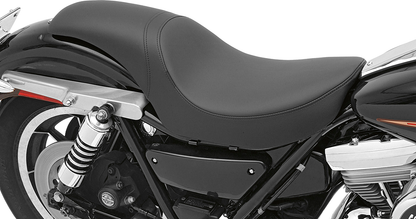 Smooth Predator Seat for FX motorcycles from Drag Specialties, model 0805-0057, designed for models 1982-2000.