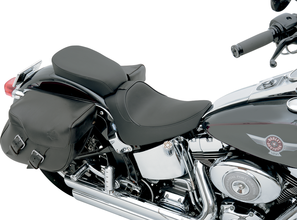 Drag Specialties solo seat with driver backrest for FL/FX motorcycles 2000-2006, shown in the image.