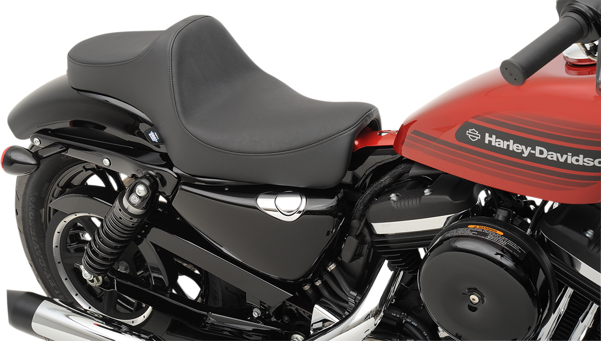 Drag Specialties Predator III smooth seat for Harley XL '04-'22 motorcycle, with sleek design and padded comfort