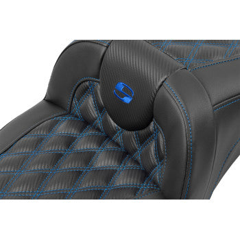 SADDLEMEN Roadsofa™ extended reach motorcycle seat with lattice stitch in blue, designed for FLTR/FLHX '23-'24 models.
