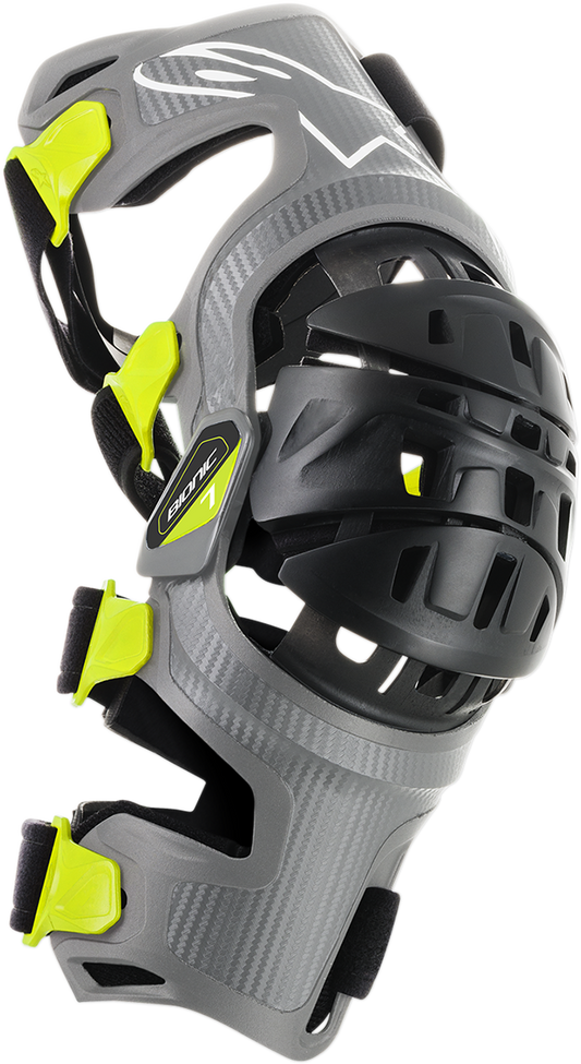 Alpinestars Bionic-7 knee braces set in XL/2XL with black bionic support and adjustable straps for enhanced knee protection.