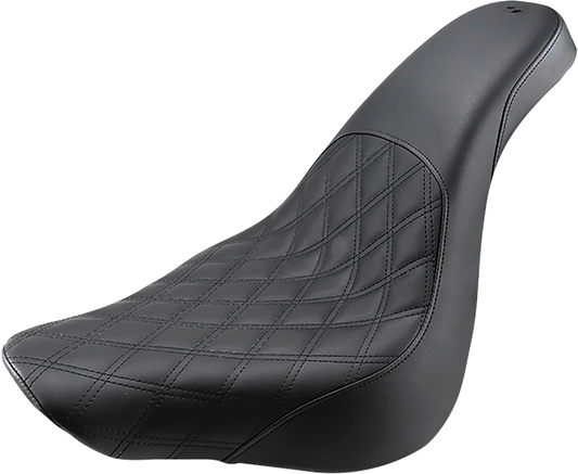 SADDLEMEN Profiler motorcycle seat with front lattice and smooth rear in black, designed for optimal comfort and style.