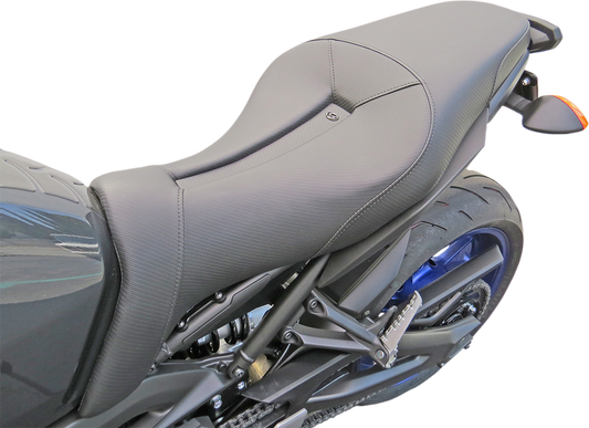 Black SADDLEMEN Gel Channel Track Carbon Fiber Sport Seat for FZ09/MT09 motocycle, featuring lightweight carbon fiber design.
