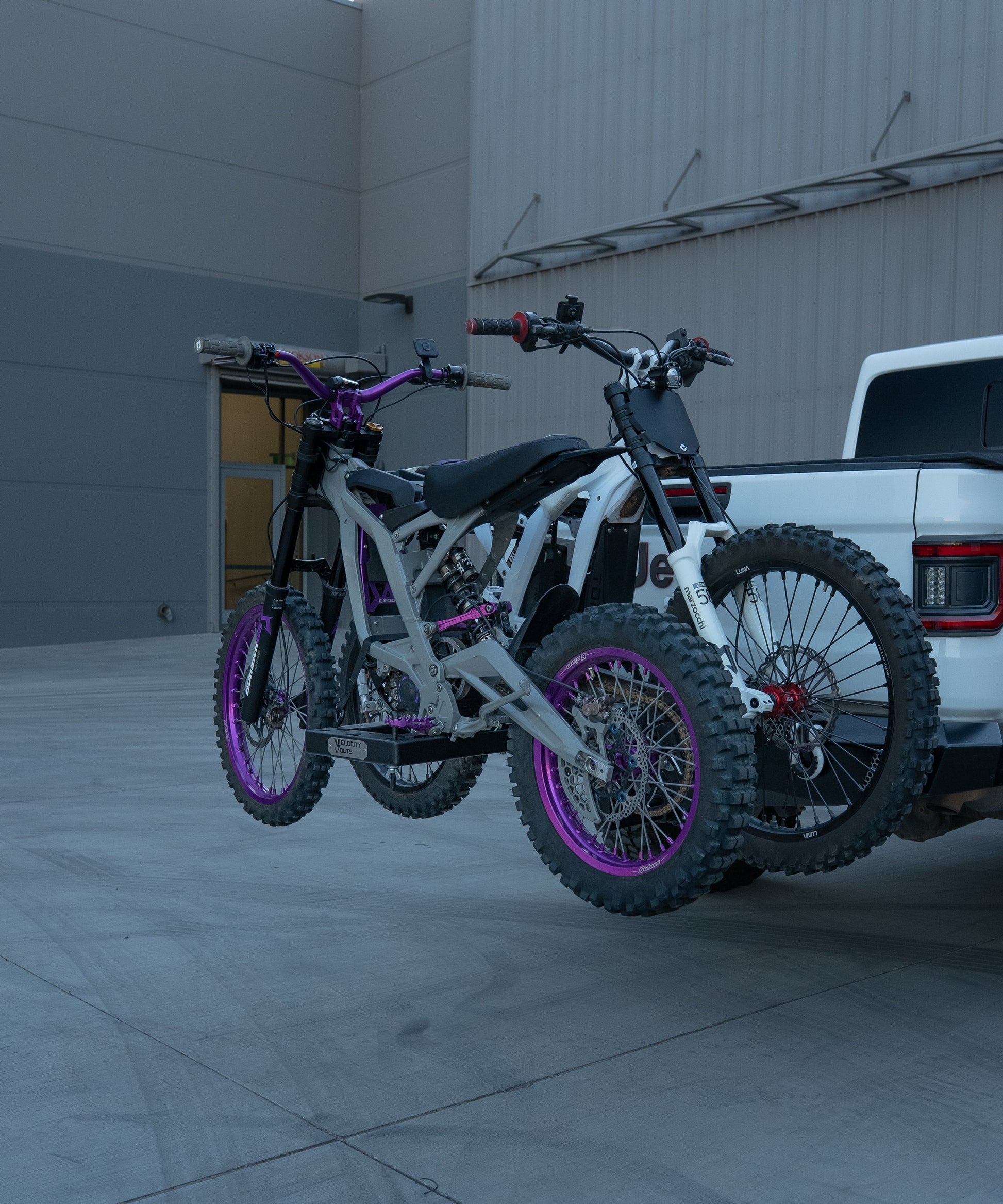 Charge Carrier Add-On - Howling Moto