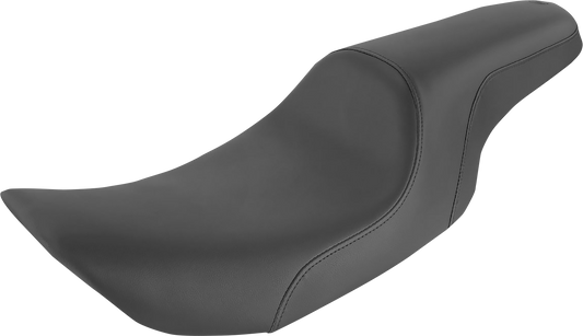 Black SADDLEMEN Profiler seat for FLHR/FLHX motorcycles, smooth finish, designed for comfortable riding.