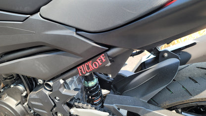 KAWASAKI Z400 & NINJA 400 PASSENGER PEG DELETE PLATE - Howling Moto