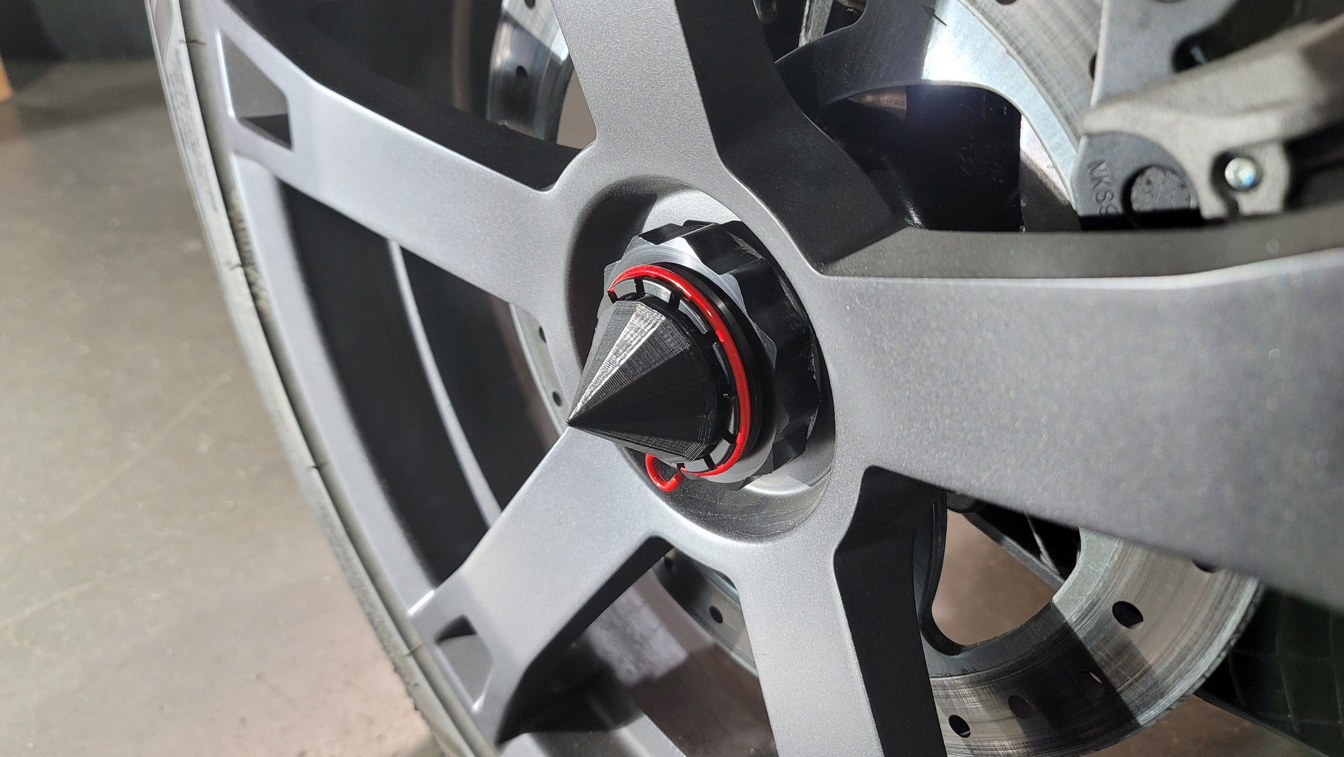 CAN-AM RYKER WHEEL CENTER CAPS - Howling Moto