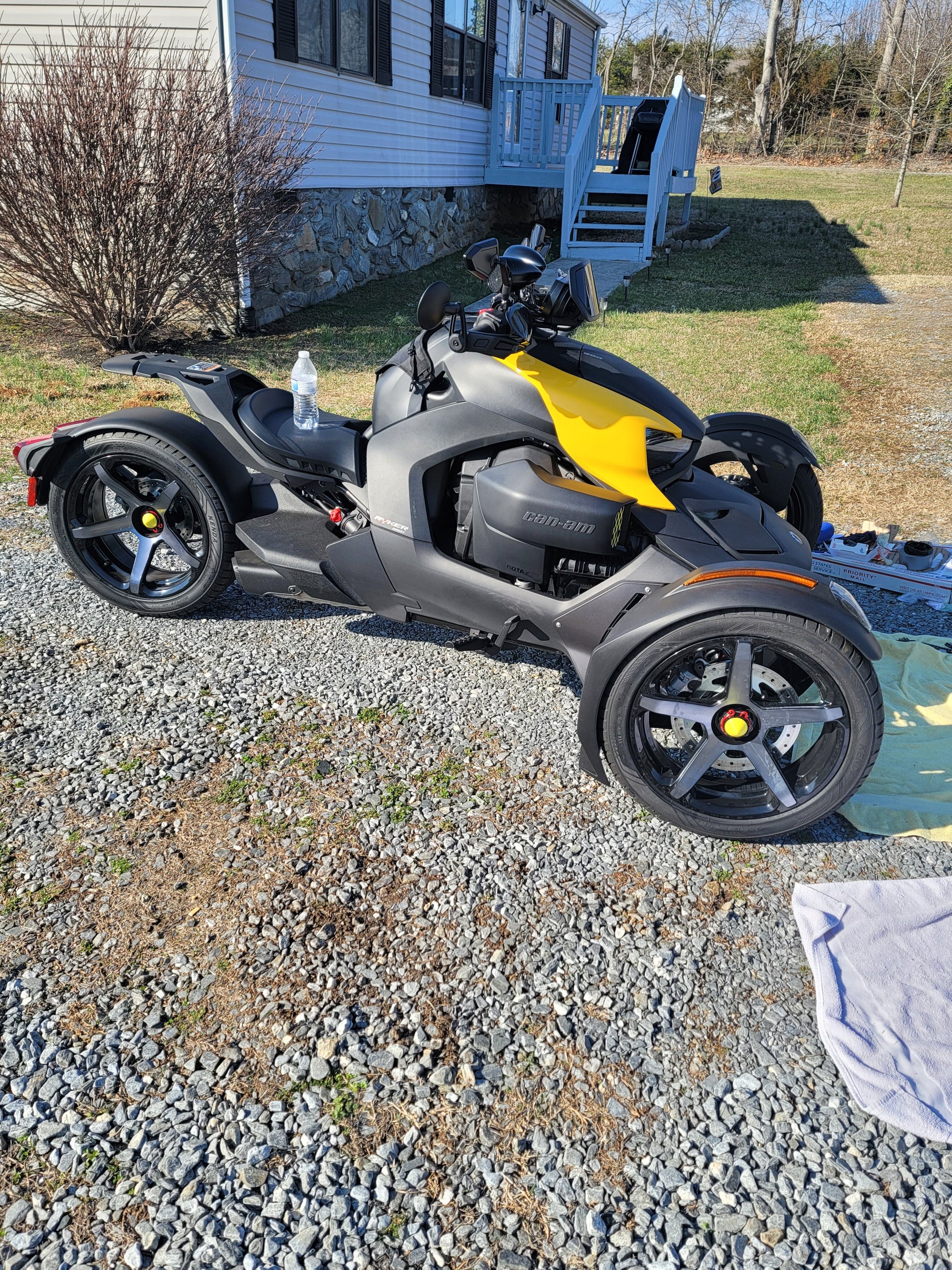 CAN-AM RYKER WHEEL CENTER CAPS - Howling Moto