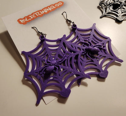 SPIDER IN WEB EARRINGS - Howling Moto
