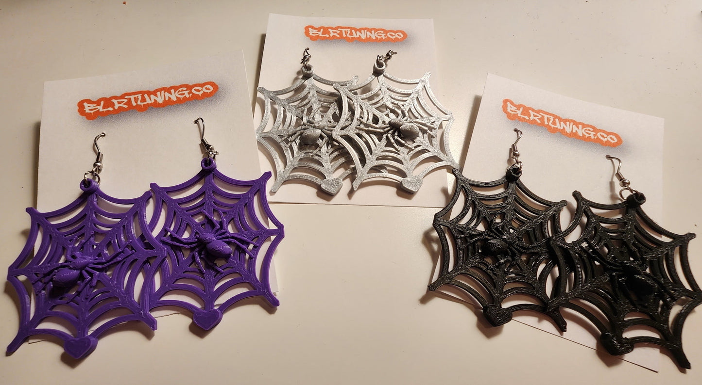 SPIDER IN WEB EARRINGS - Howling Moto