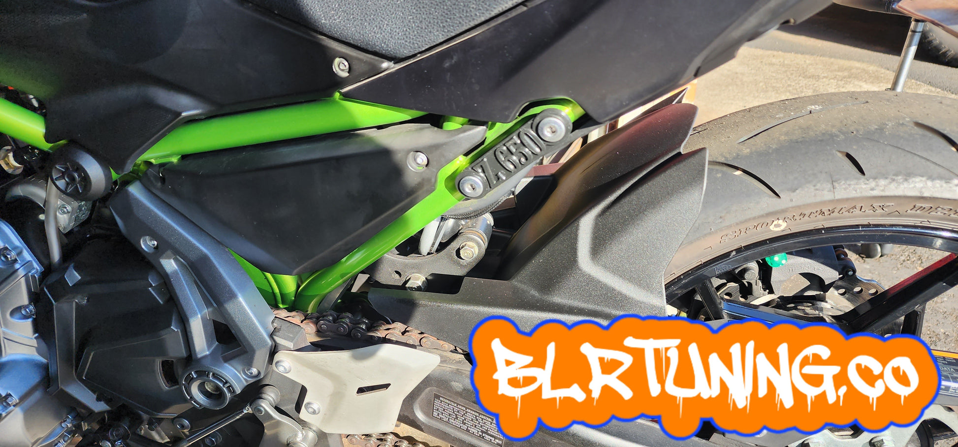 KAWASAKI Z650 PASSENGER REAR PEG DELETE PLATES - Howling Moto