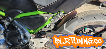 KAWASAKI Z650 PASSENGER REAR PEG DELETE PLATES - Howling Moto
