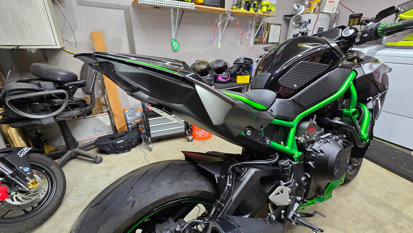 KAWASAKI ZH2 Z H2 SE TAIL Tidy LICENSE PLATE MOUNT OR PLATE DELETE FITS 2019 - 2024 - Howling Moto