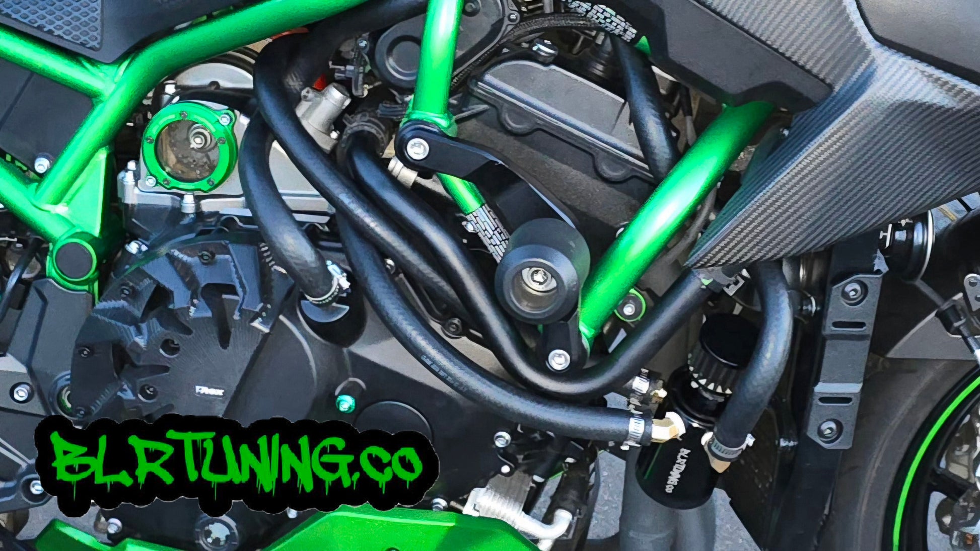 KAWASAKI ZH2 AIR OIL SEPARATOR 3 PORT CATCH CAN - Howling Moto