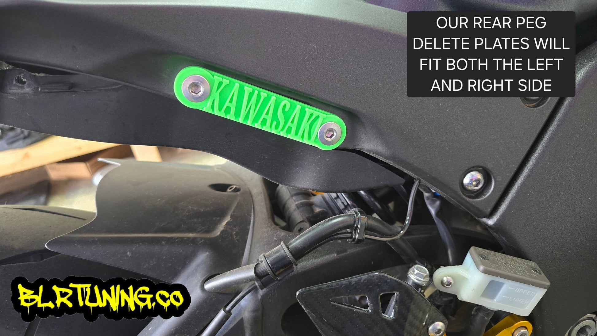 KAWASAKI NINJA ZX-10R ZX-10RR ZX1000 REAR PEG DELETE BLOCK OFF PLATES AND EXHAUST HANGER KIT FITS 2011 - 2024 - Howling Moto