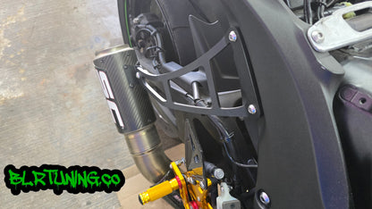 KAWASAKI NINJA ZX-10R ZX-10RR ZX1000 REAR PEG DELETE BLOCK OFF PLATES AND EXHAUST HANGER KIT FITS 2011 - 2024 - Howling Moto